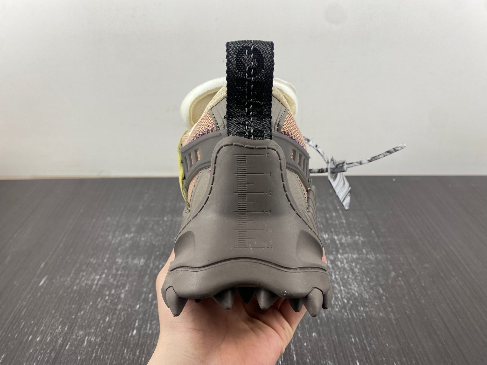 OW C/O ODSY-1000 SNEAKERS