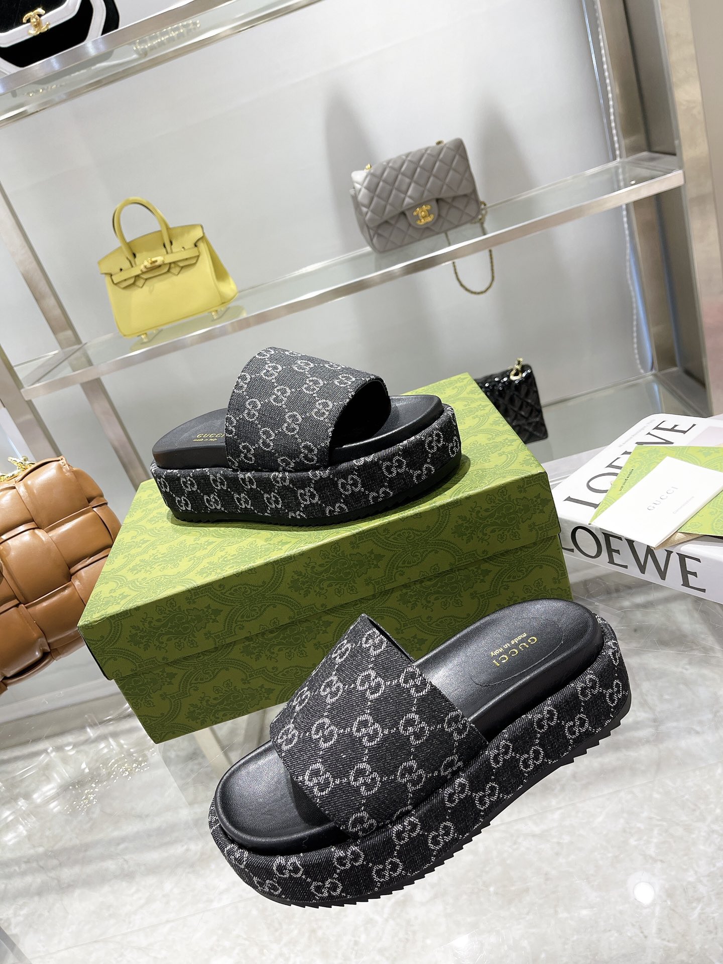 GUCCI WOMEN