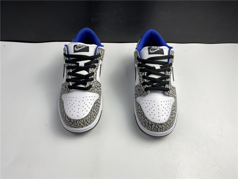 Supre* x Nike SB Dunk Low Pro