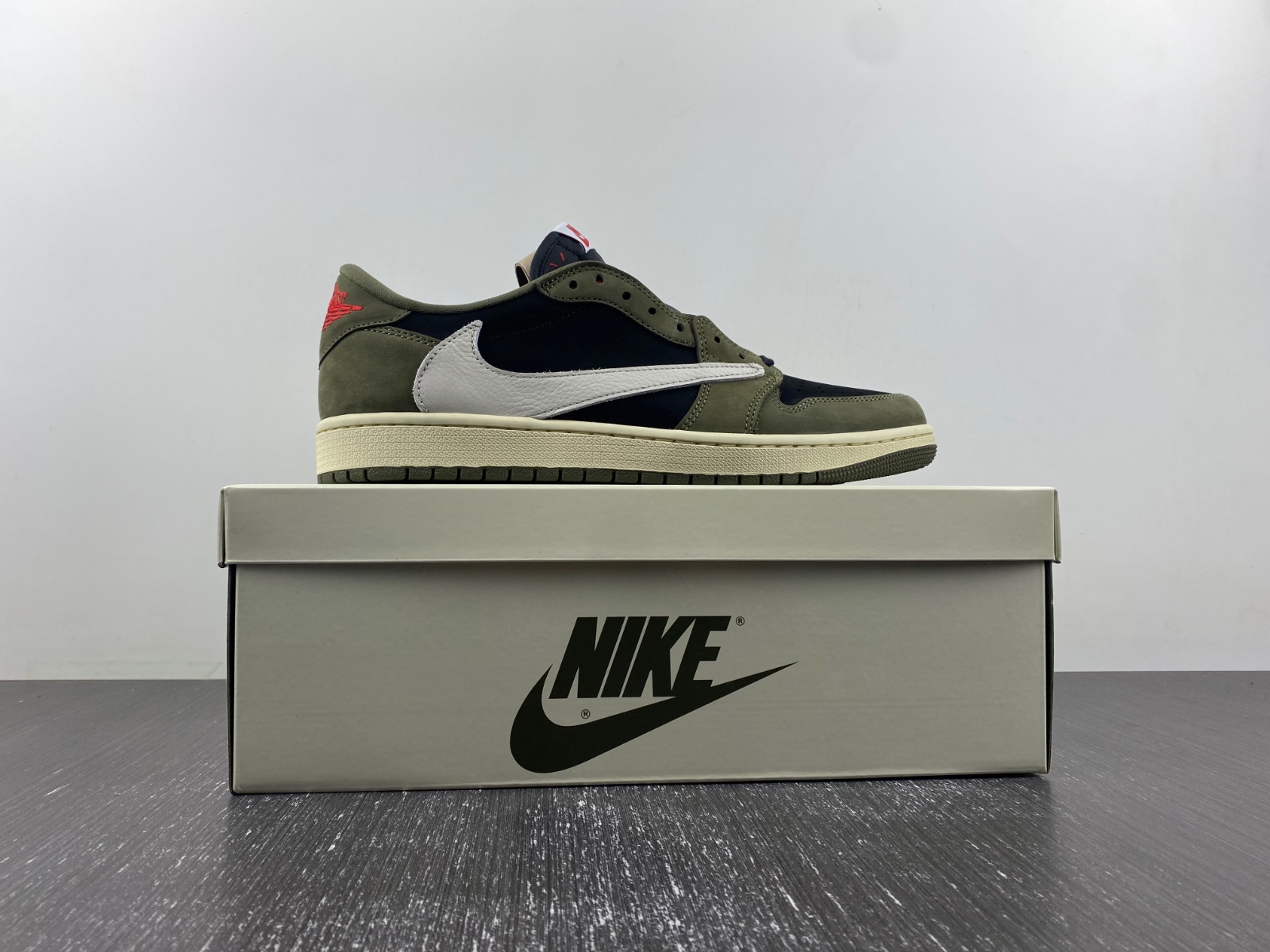 TRAVIS SCOTT X AIR JORDAN 1 LOW OG SP