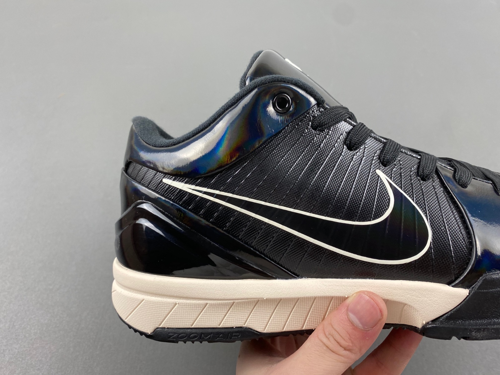 UNDEFEATED x Nike Kobe 4 Protro CQ3869-001