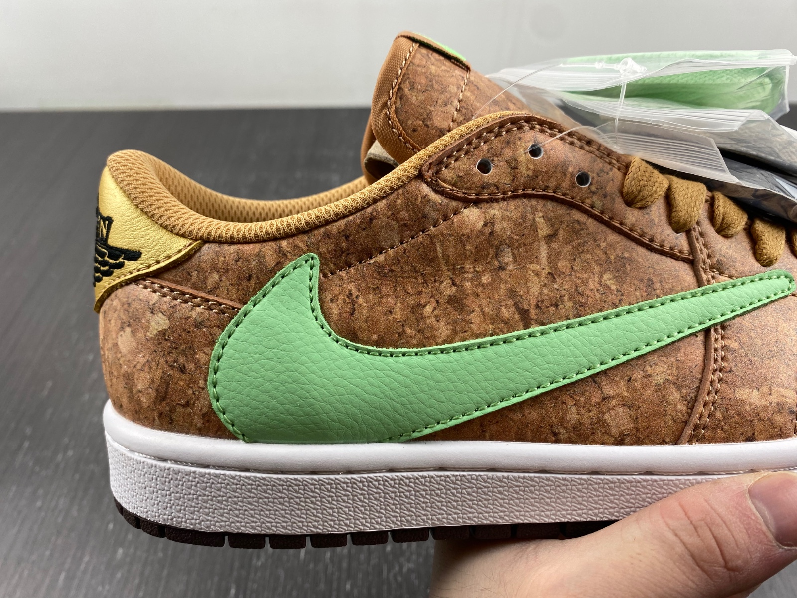 Travis scott x Air Jordan 1 Low