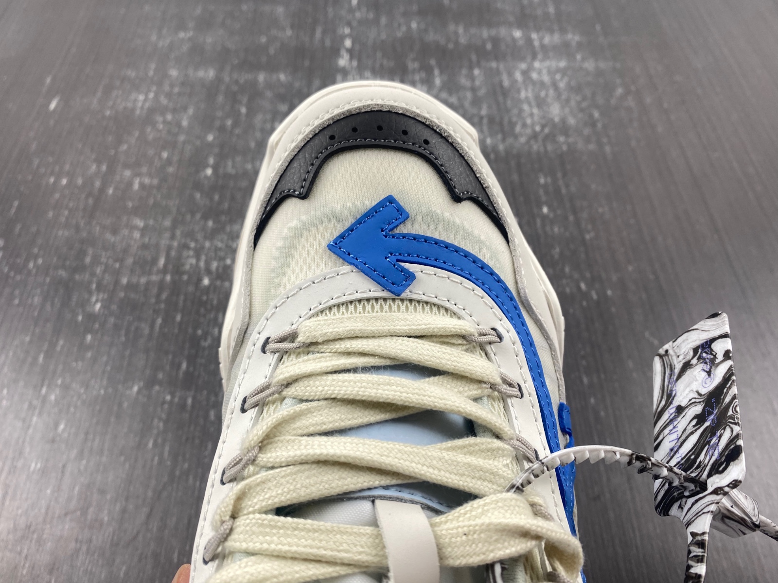 OW C/O ODSY-1000 SNEAKERS