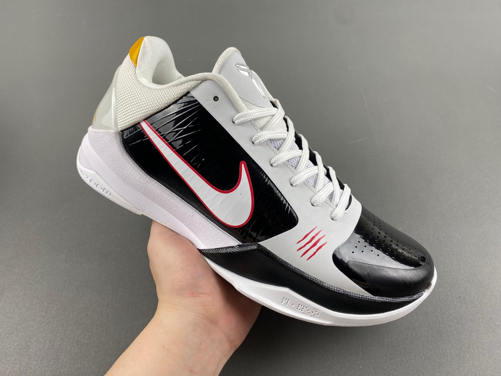 Nike Zoom Kobe 5 Protro Alternate Bruce Lee CD4991-101