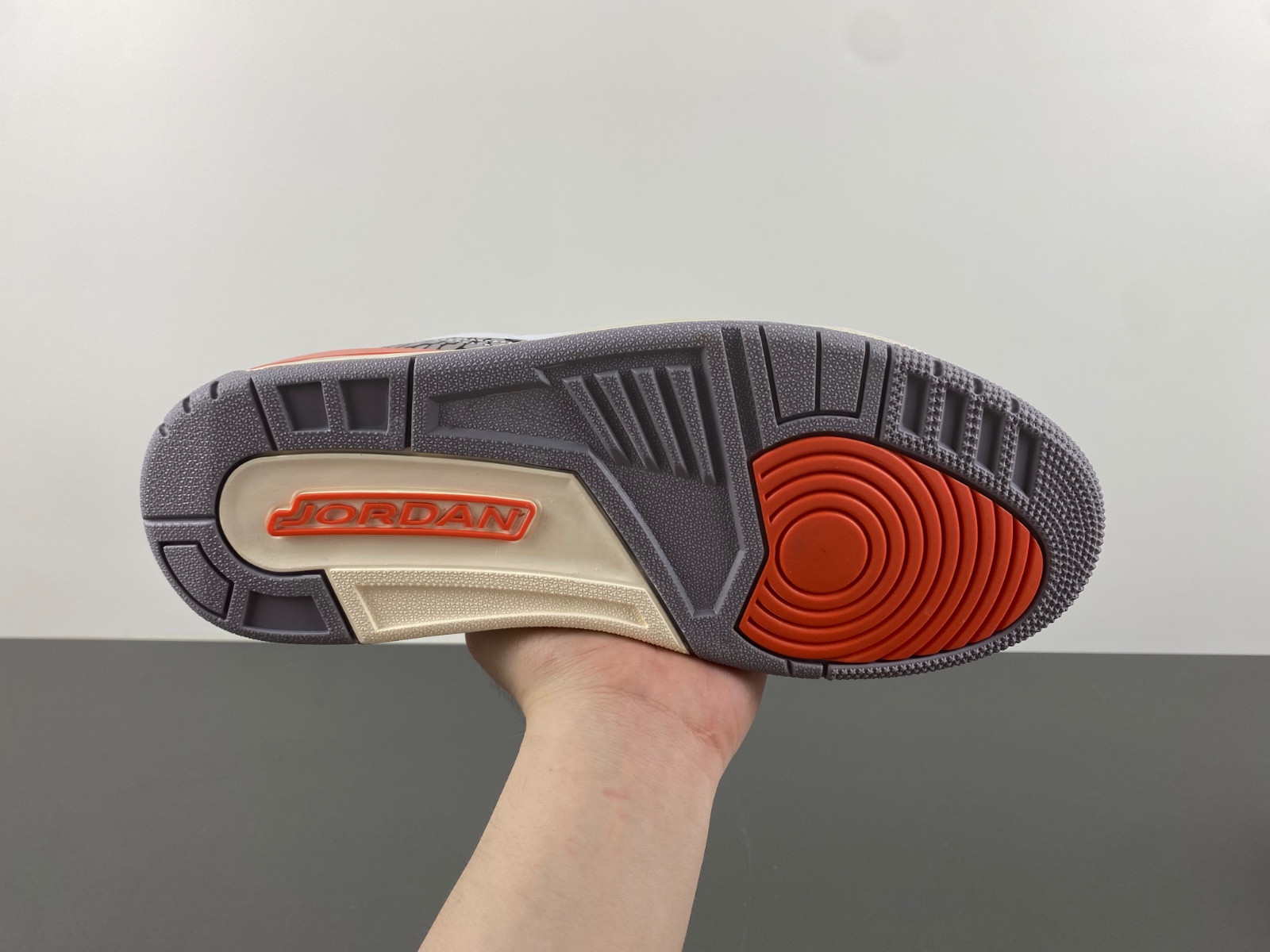Air Jordan 3 Retro