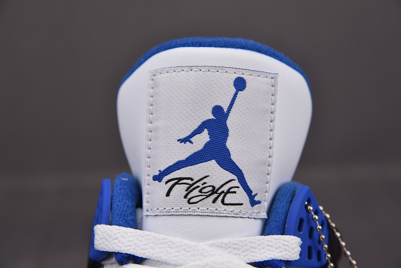 Air Jordan 4 Retro