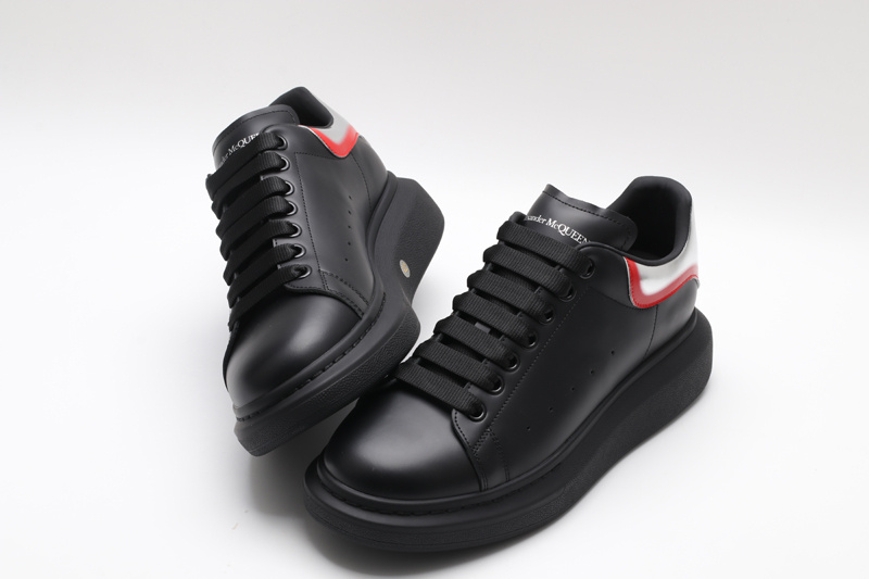 MCQUEEN OVERSIZED SNEAKER