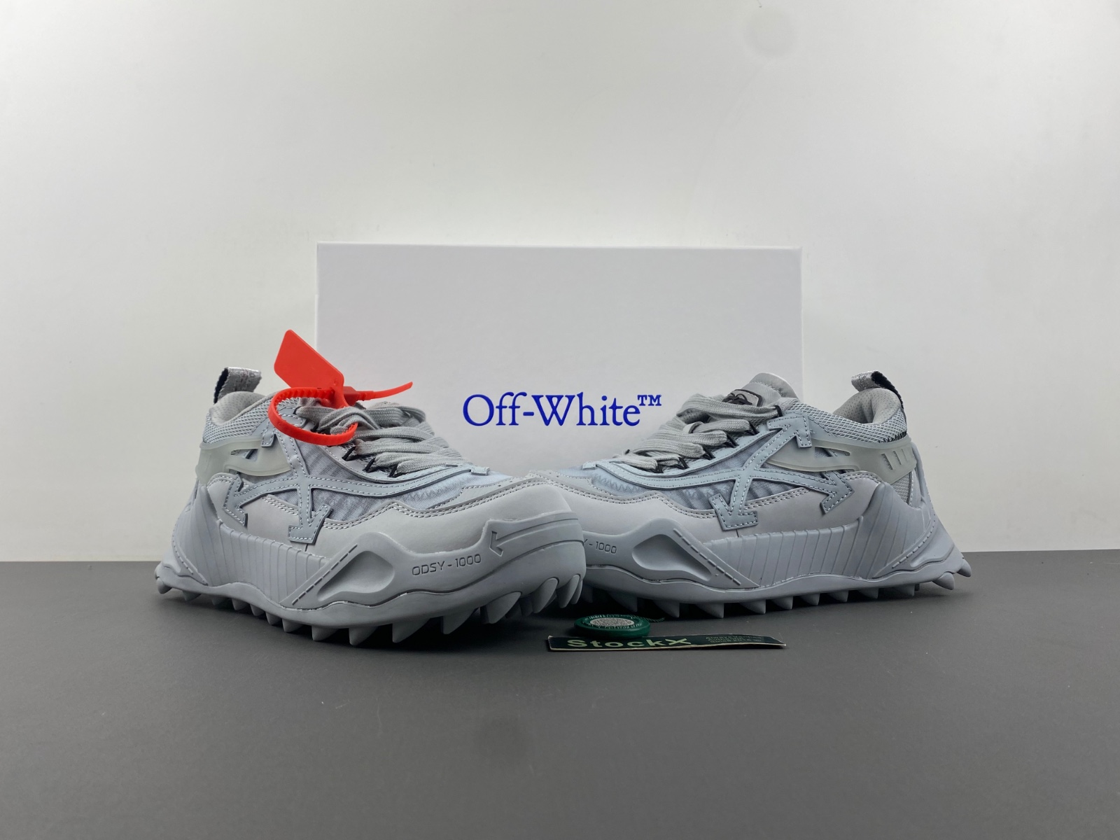 OW C/O ODSY-1000 SNEAKERS