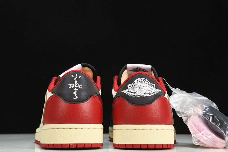 Travis Scott x Air Jordan 1 Low OG DM7866--140