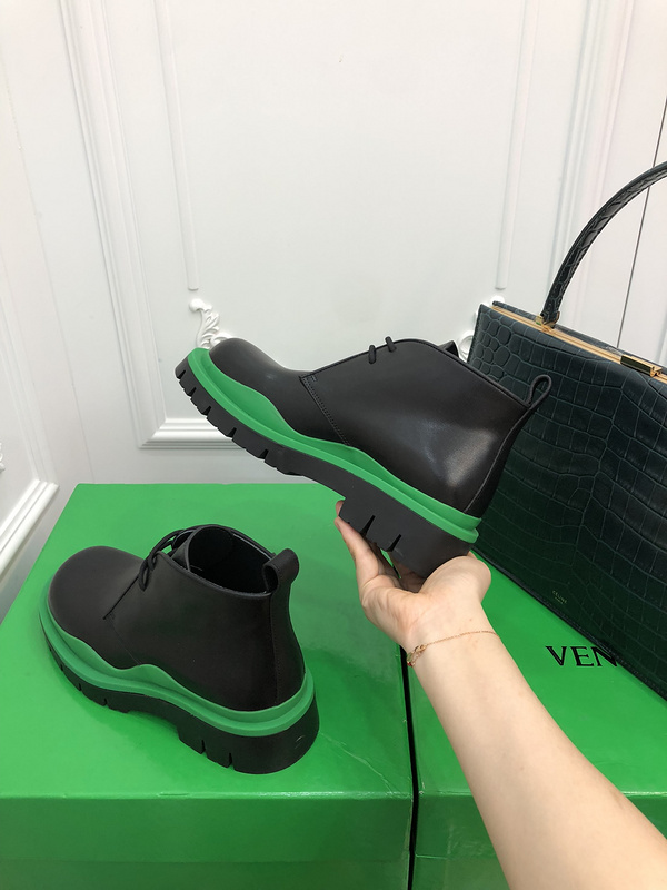 b0tte*a Ven*ta tire leather ankle boots