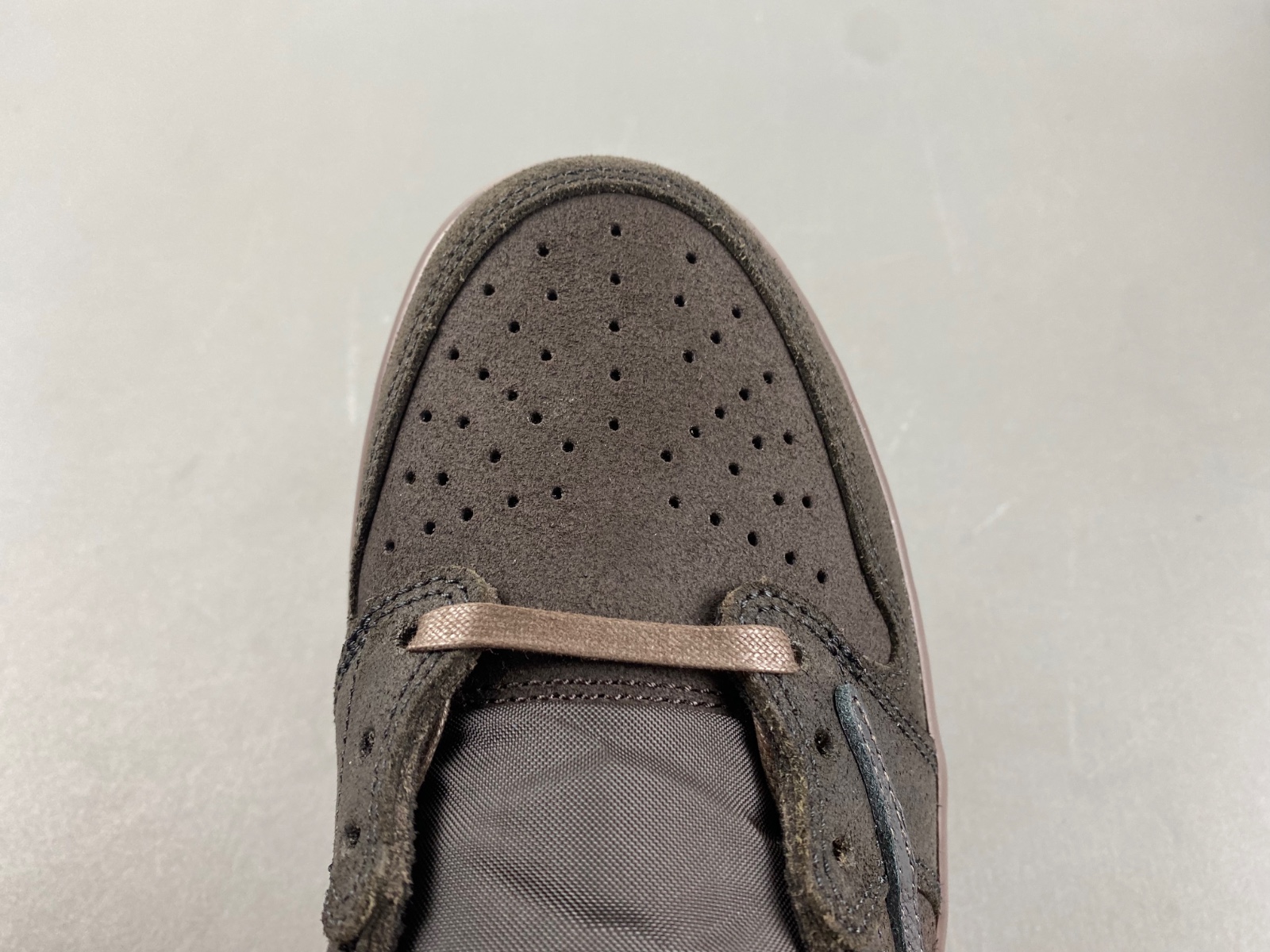 Travis Scott x Air Jordan 1 Low OG DM7866-202