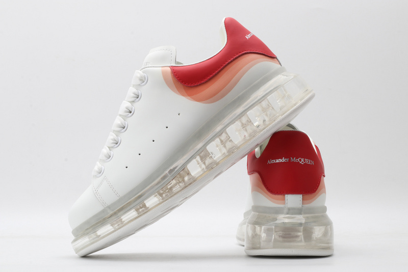 MCQUEEN OVERSIZED SNEAKER