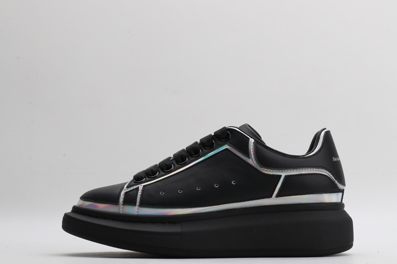 MCQUEEN OVERSIZED SNEAKER