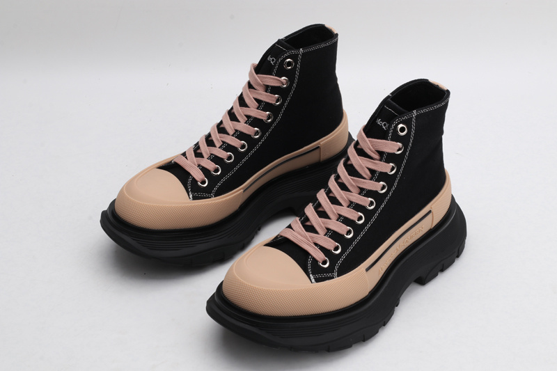 Mcqueen Tread Slick