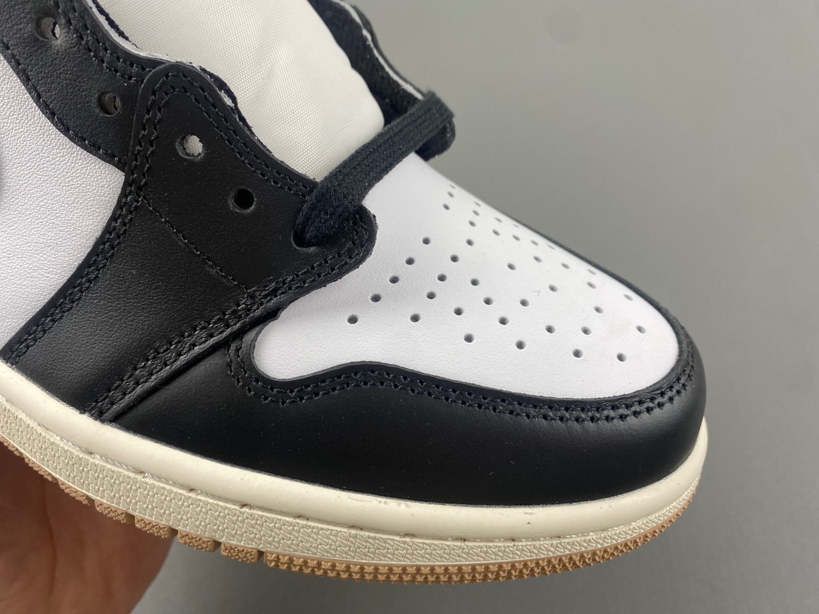Air Jordan 1 Retro High OG