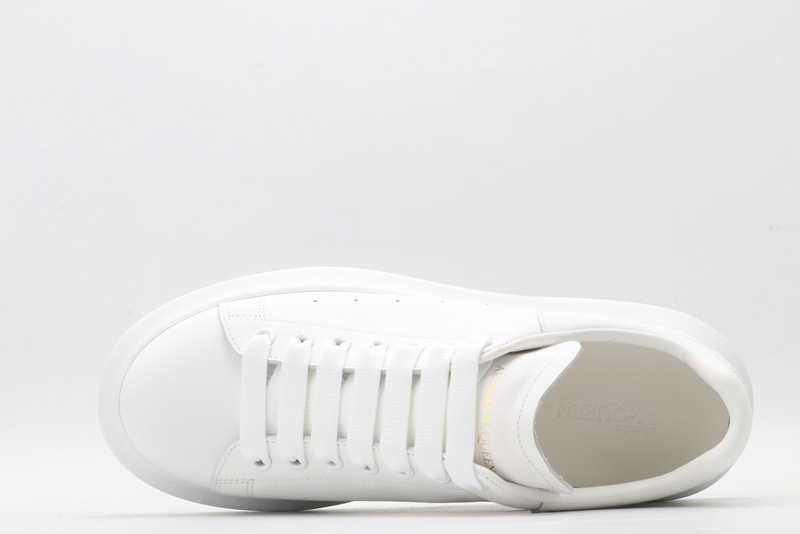 MCQUEEN OVERSIZED SNEAKER