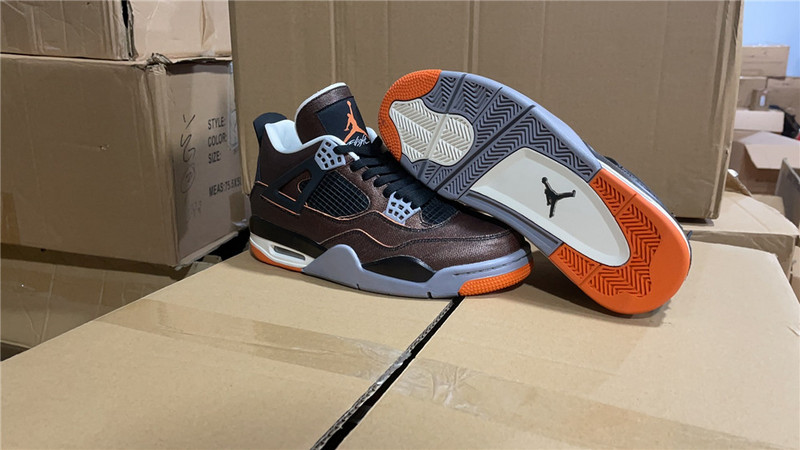Air Jordan 4 Retro
