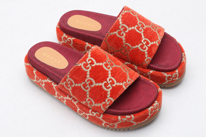 GUCCI WOMEN
