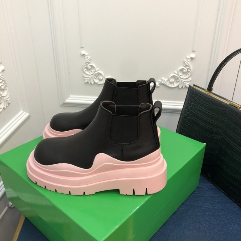 b0tte*a Ven*ta tire leather ankle boots