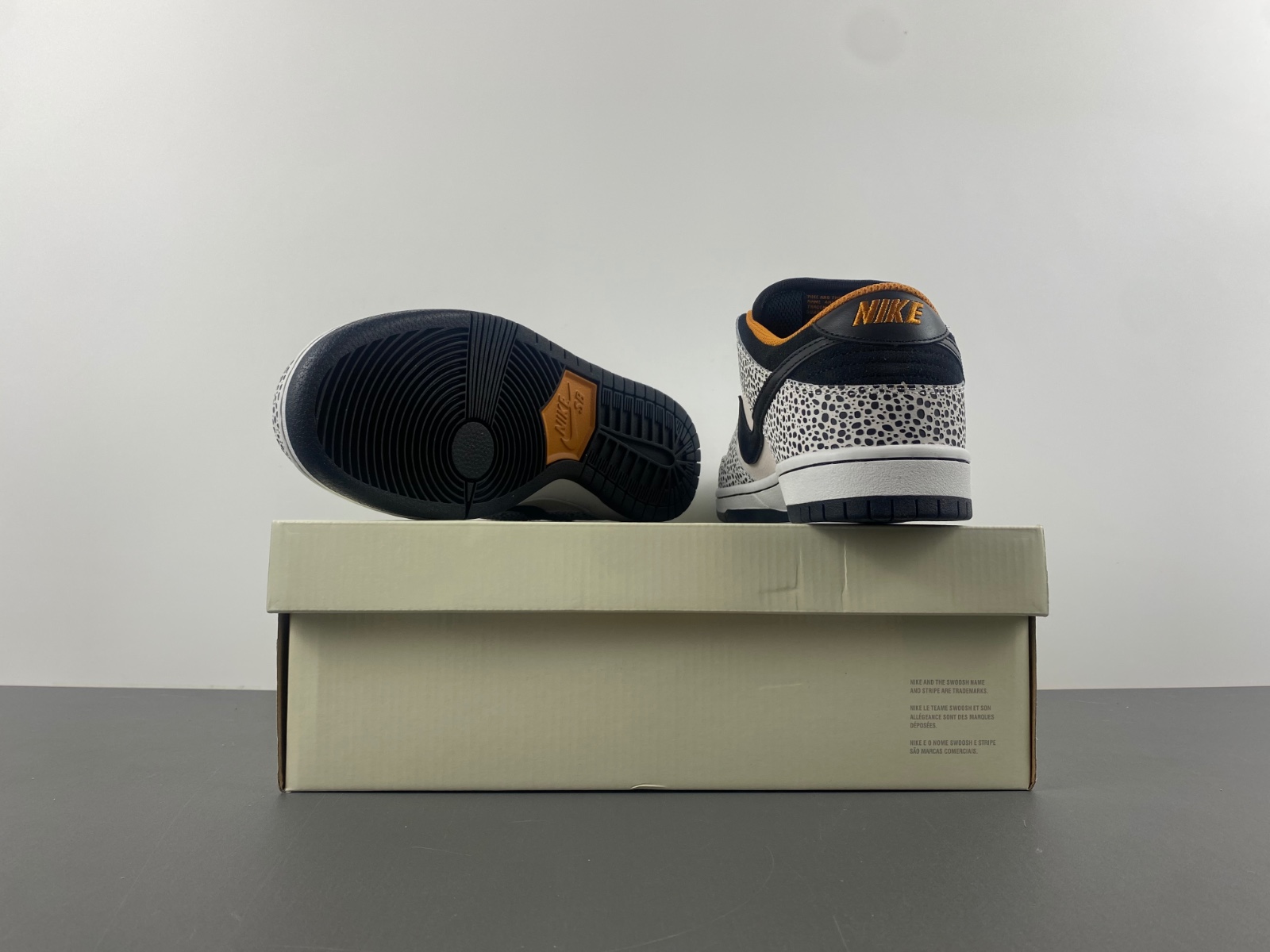Nike SB Dunk Low Safari Olympics FZ1233-002