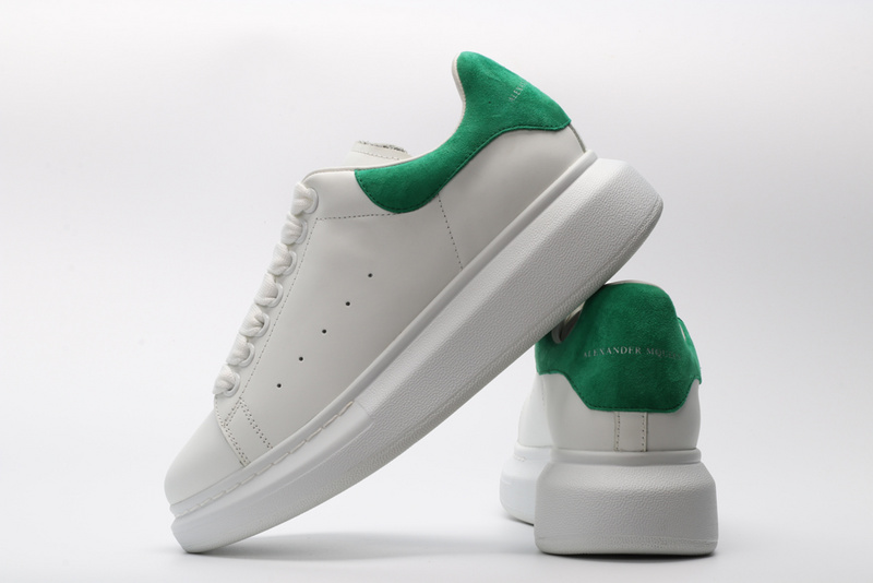 MCQUEEN OVERSIZED SNEAKER