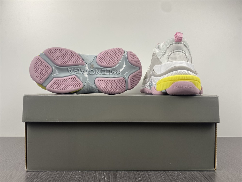 Balenciaga TRIPLE S TRAINER