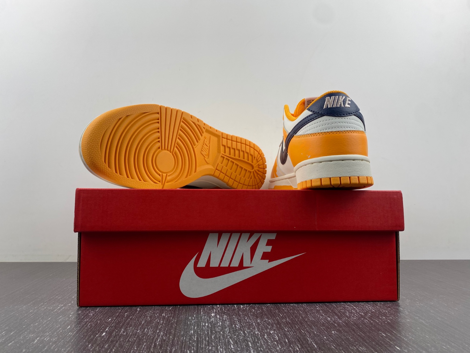 Nike Dunk Low