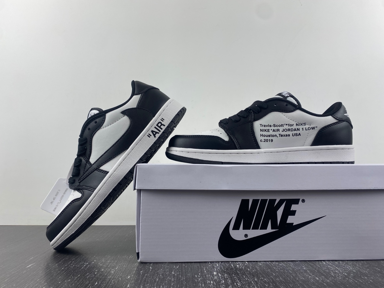 OFF-WHITE x Travis Scott x Air Jordan 1 custom
