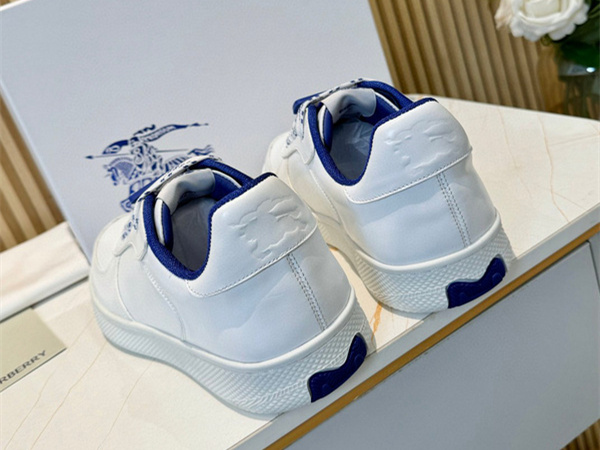Burberry Check Terrace Sneakers BBR--3011