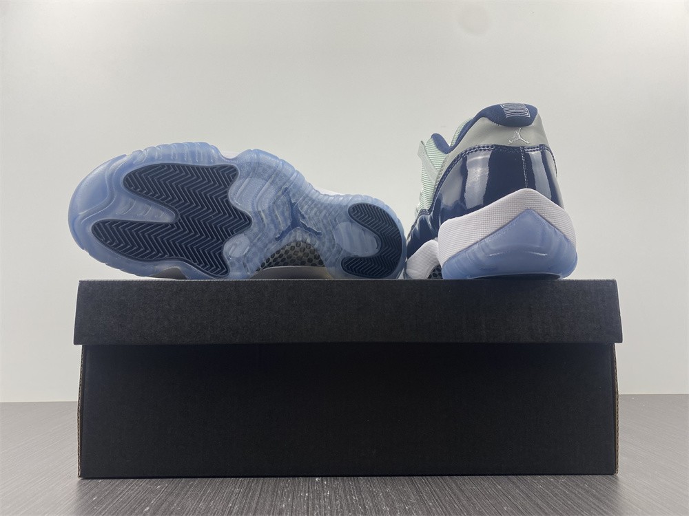 Air  Jordan 11 Retro Low Georgetown 528895-007