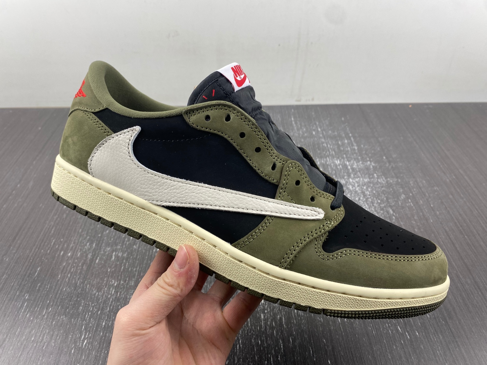 TRAVIS SCOTT X AIR JORDAN 1 LOW OG SP
