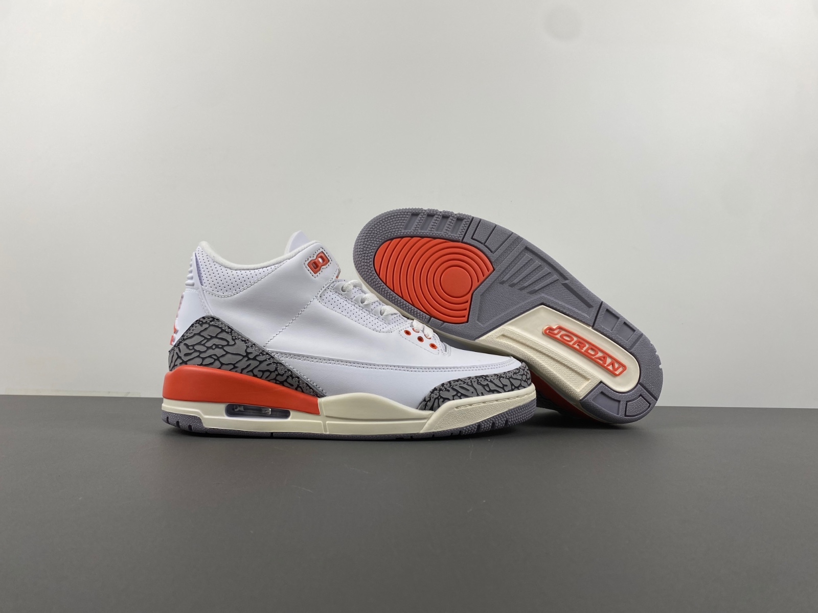 Air Jordan 3 Retro