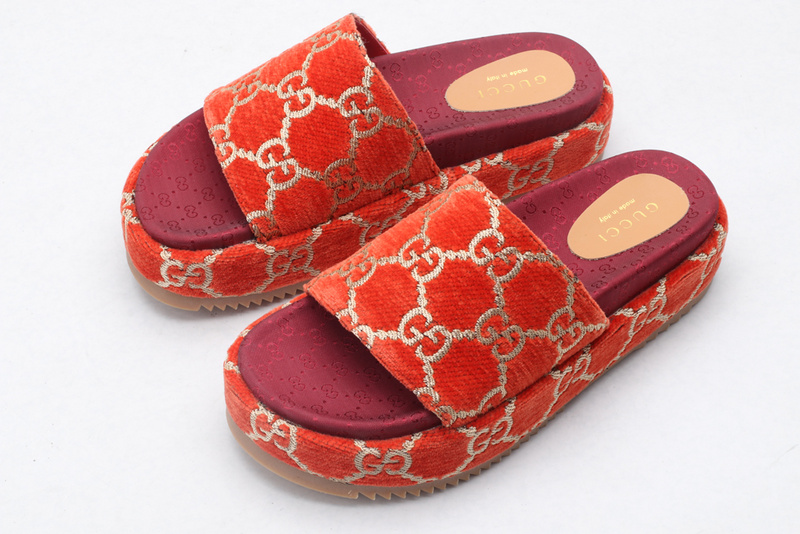 GUCCI WOMEN