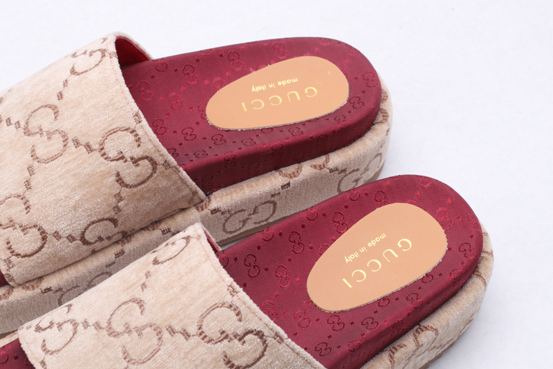 GUCCI WOMEN