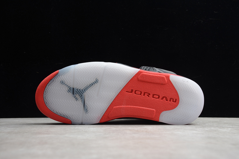 Air Jordan 5 Retro "satin Bred " 136027-006