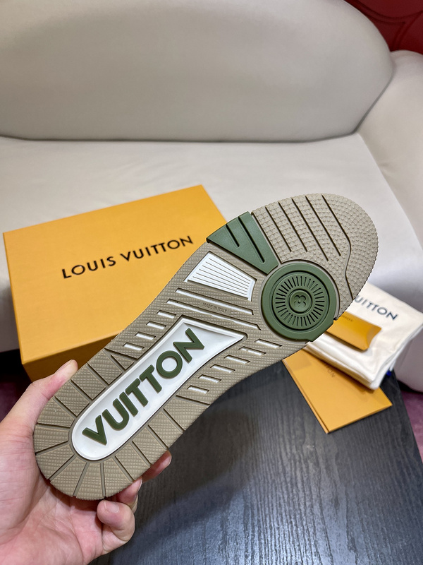 LV Trainer Sneaker