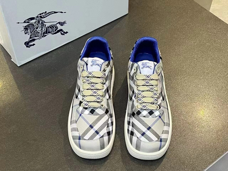 Burberry Check Terrace Sneakers BBR--3007