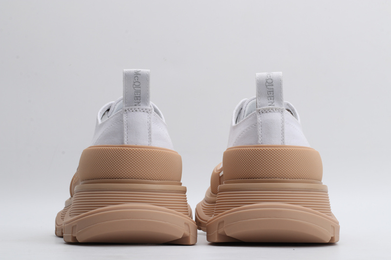 Mcqueen Tread Slick