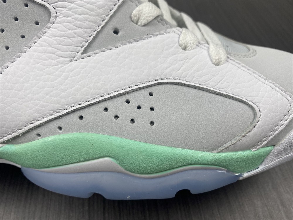 Air Jordan 6 Mint Foam  DQ4914-103