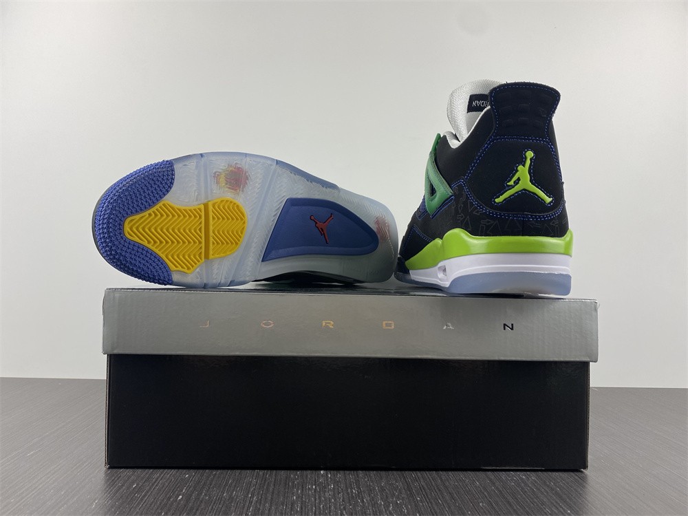 Air Jordan 4 Retro