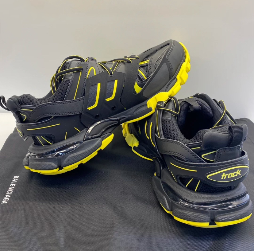 Balenciaga Track Black Yellow 542023 W3AC1 1070