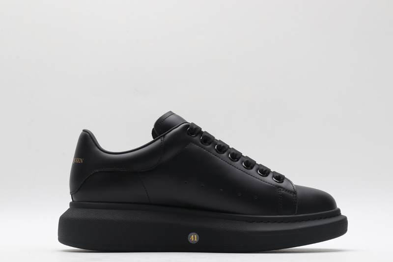 MCQUEEN OVERSIZED SNEAKER