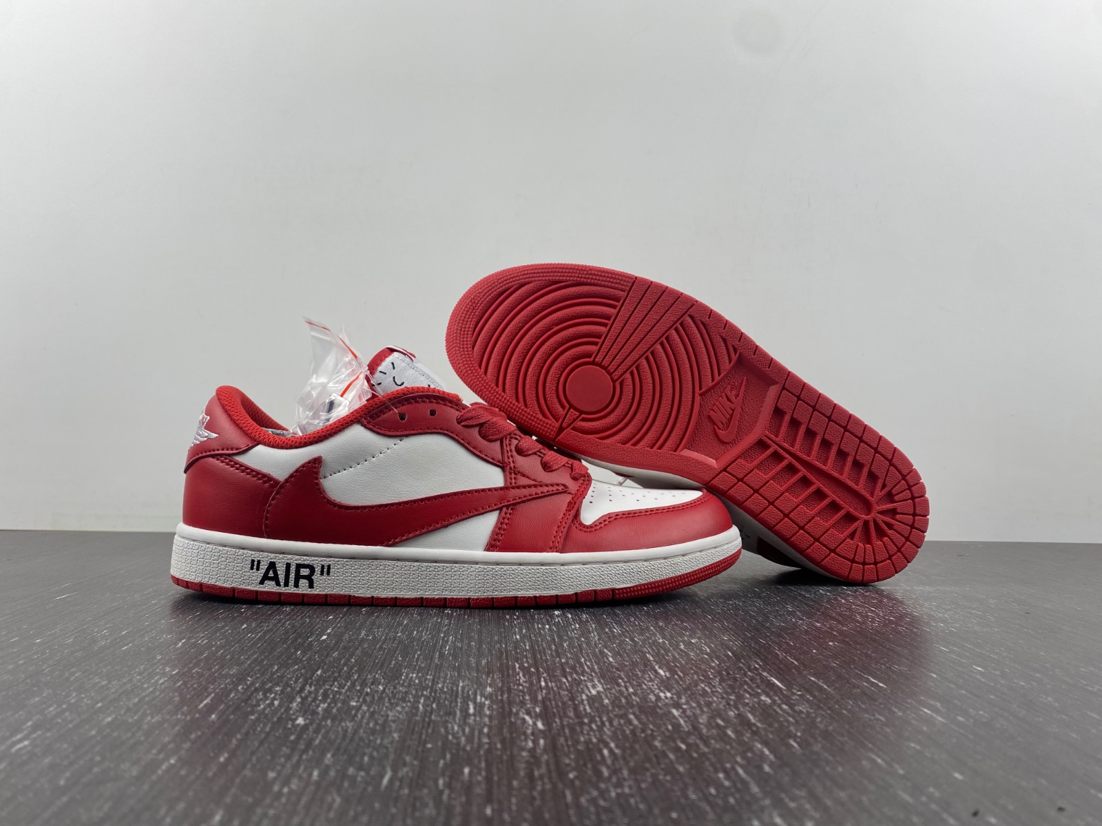OFF-WHITE x Travis Scott x Air Jordan 1 custom