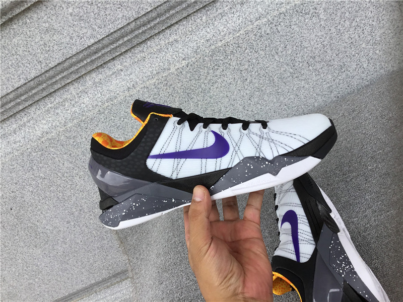 Nike Zoom Kobe 7 System