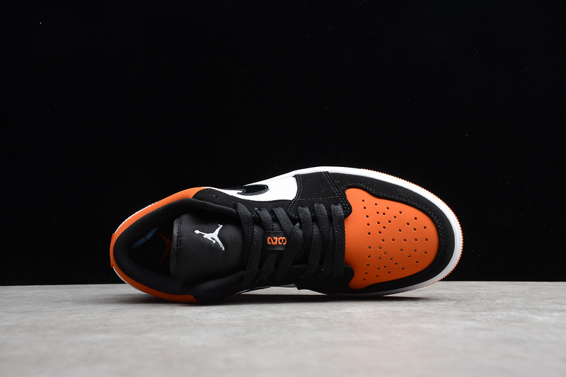 Air Jordan 1 Low