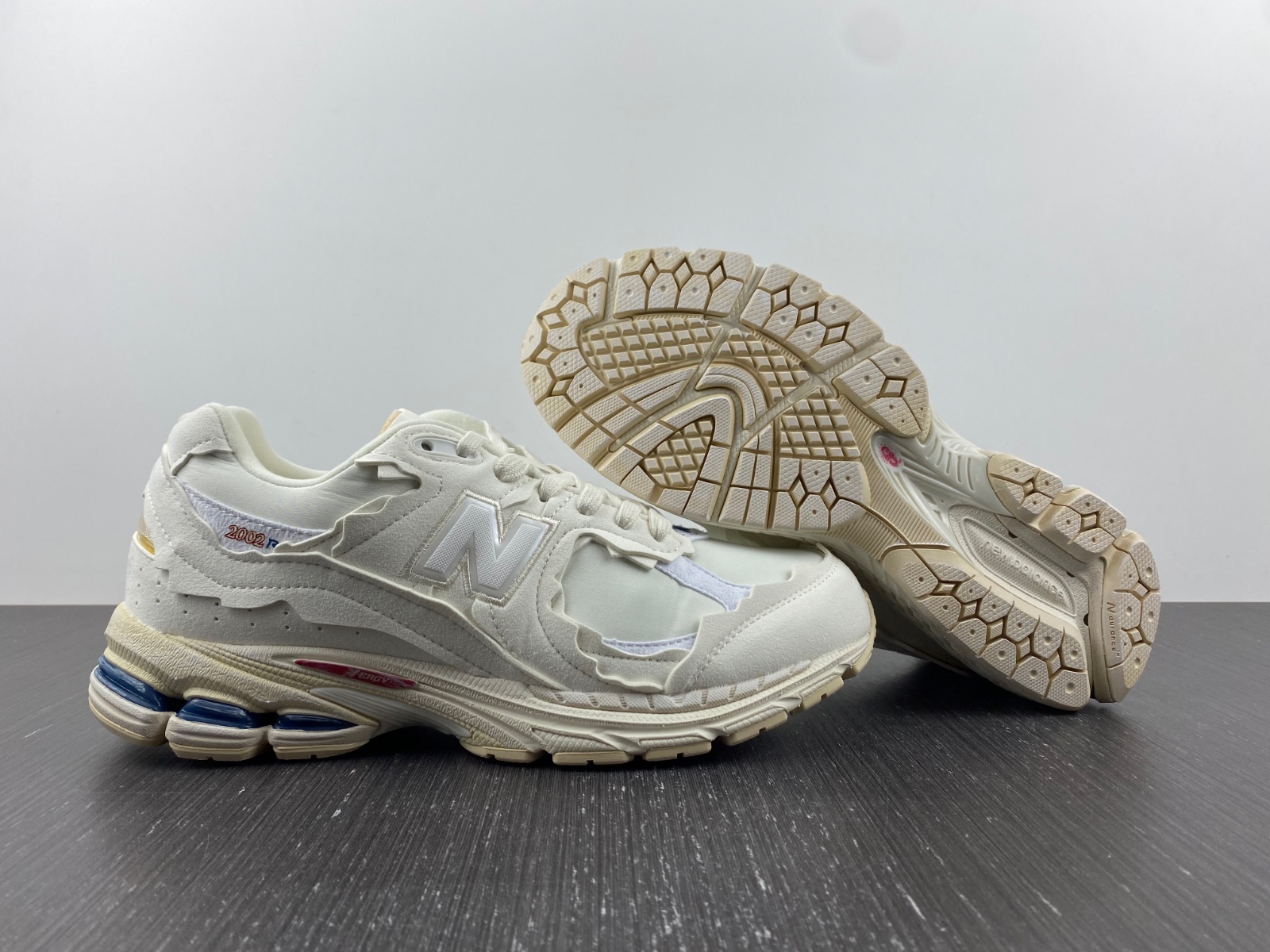 New Balance 2002R Protection Pack Sea Salt - M2002RDC