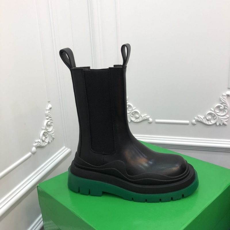 b0tte*a Ven*ta tire leather ankle boots