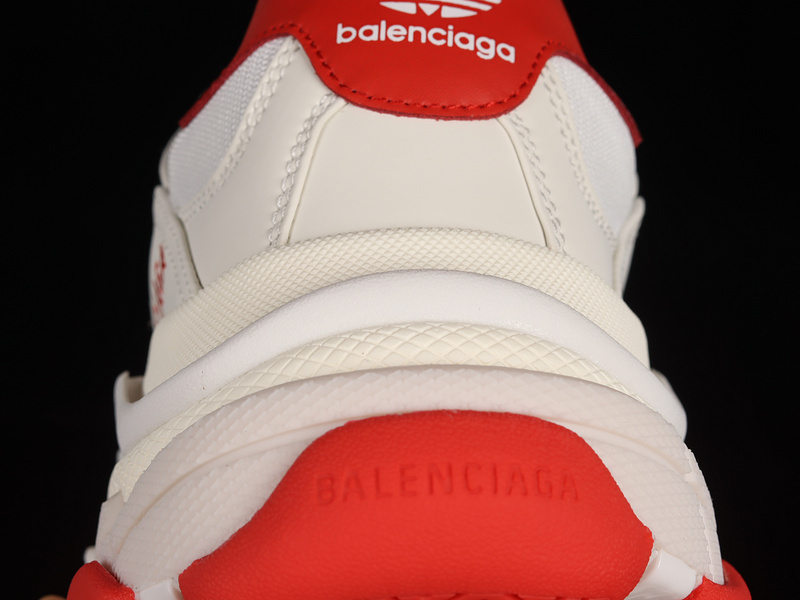 Balenciaga TRIPLE S TRAINER