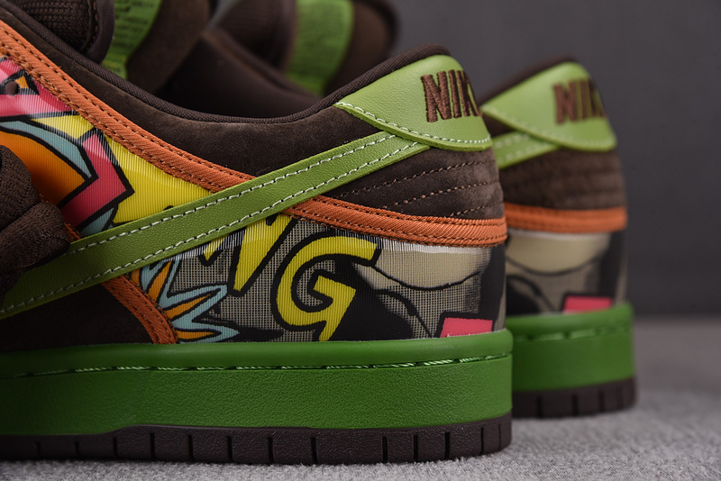 Nike SB Dunk Low