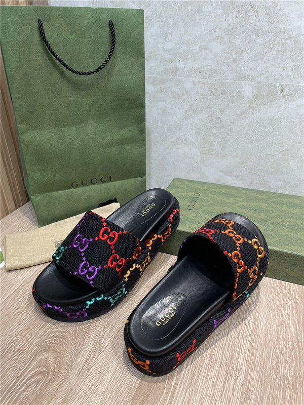 GUCCI WOMEN